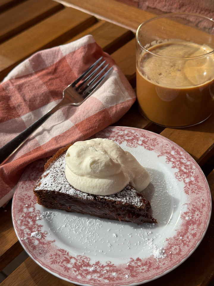 Kladdkaka med kaffe