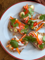 Banh mi bites med kycklinglevermousse 🇻🇳