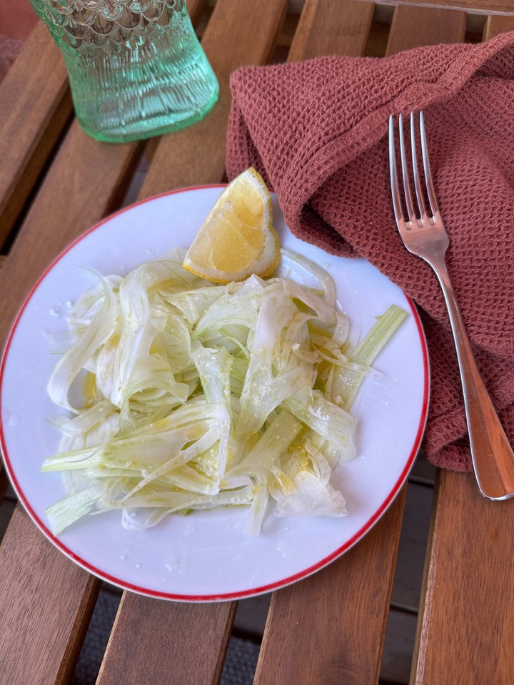 Fänkål med citron, olivolja och salt