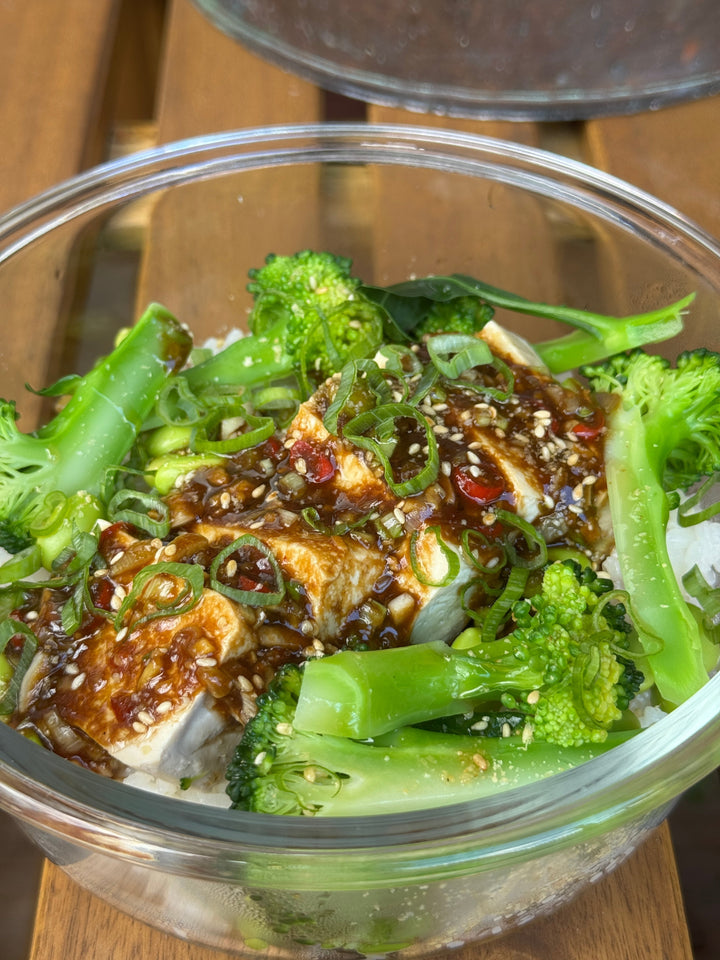 Tofu med ris, broccoli och sås (recept för matlåda)