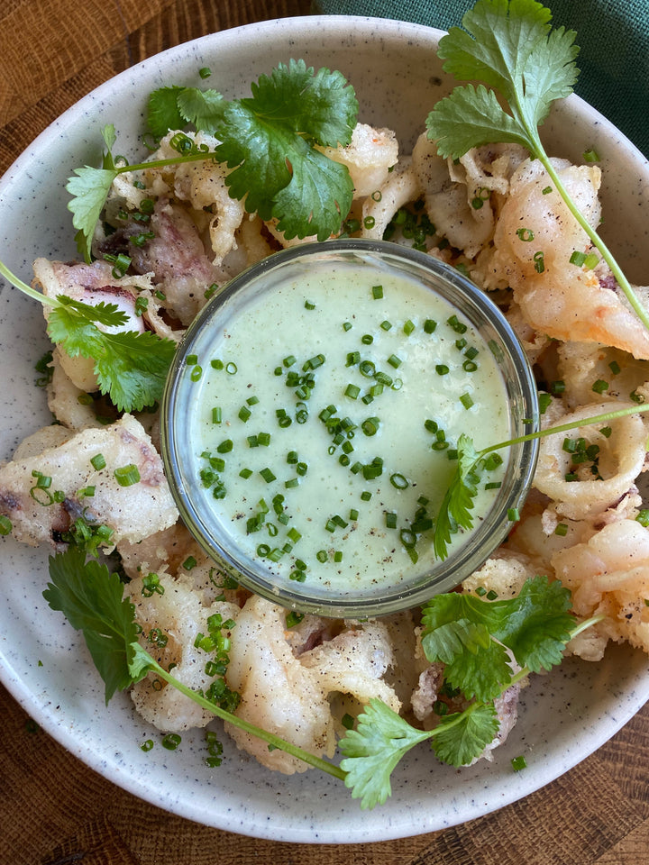 Friterad squid & räka med vietnamesiskt seafood dipp