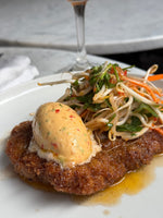 Kalvschnitzel med chilismör av Mikael Wretman på Sensum